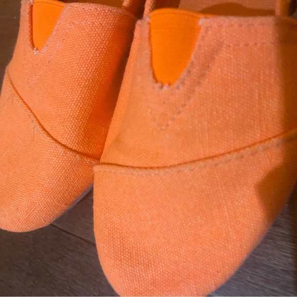 Corkys Orange Subs Canvas Slip On Kids Shoes Size 3 - Picture 2 of 6